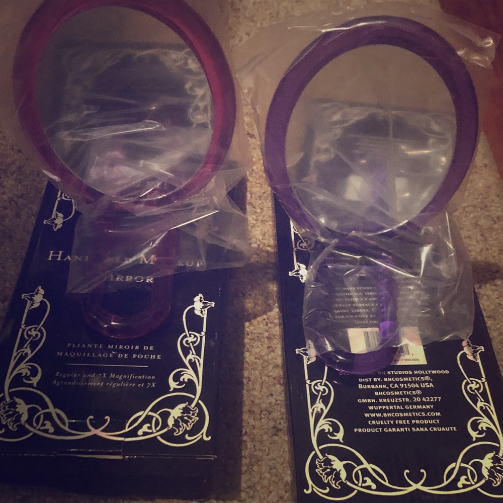 BH Cosmetics Reversible Mirror